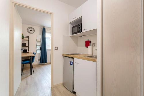 bnbgônes - LE LOMBARDI - METRO GARIBALDI - WIFI