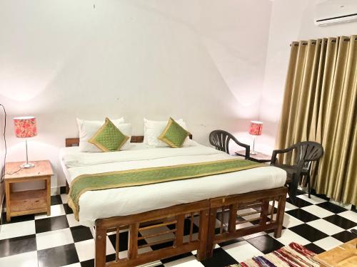 Red Sea Beach Resort in Anjuna Red Sea Beach Resort in Anjuna