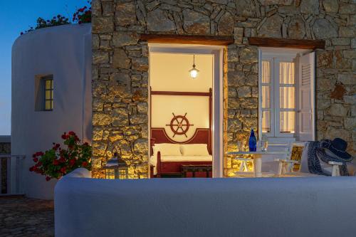 Chora Resort Hotel & Spa in Фолегандрос Chora Resort Hotel & Spa in Фолегандрос