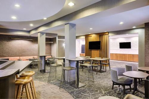 Eten en drinken, SpringHill Suites Phoenix Downtown near Arizona Science Center Eten en drinken, SpringHill Suites Phoenix Downtown near Arizona Science Center