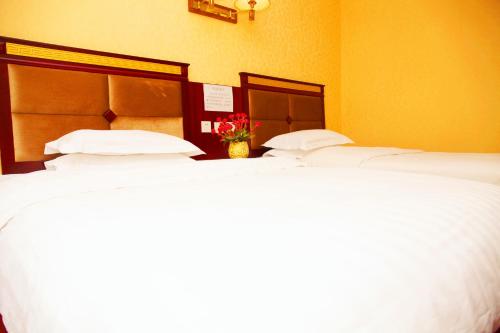 This photo about Chengdu Airport JS Express Hotel shared on HyHotel.com