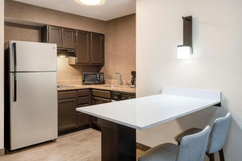 Residence Inn Denver Southwest/Lakewood in Lakewood (CO) Residence Inn Denver Southwest/Lakewood in Lakewood (CO)