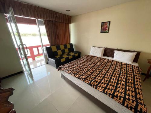 Techno Riverview Resort in Kamphaeng Phet Techno Riverview Resort in Kamphaeng Phet