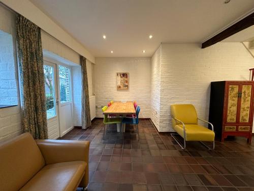 Holiday Home Bungalowpark Landsrade by Interhome in Gulpen Holiday Home Bungalowpark Landsrade by Interhome in Gulpen
