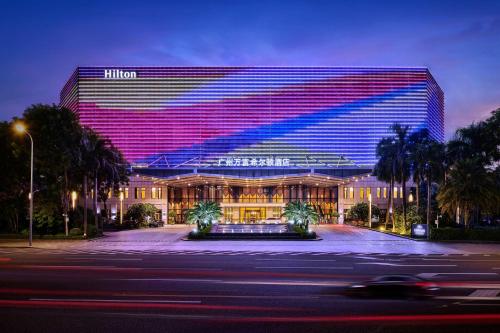 Vista exterior, Hilton Guangzhou Baiyun in Guangzhou Vista exterior, Hilton Guangzhou Baiyun in Guangzhou