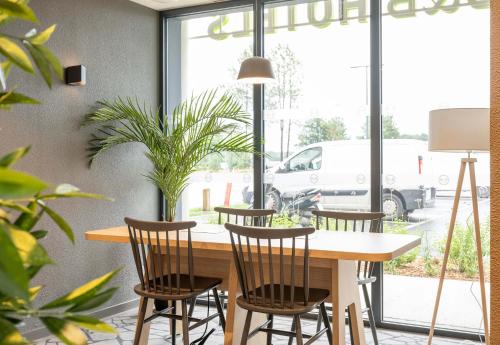 Előcsarnok, B&B HOTEL Saint-Geours-de-Maremne Hossegor in Dax Előcsarnok, B&B HOTEL Saint-Geours-de-Maremne Hossegor in Dax