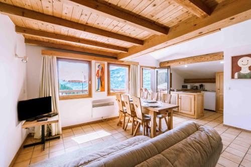 Exterior view, Chalet cosy in Les Granges Exterior view, Chalet cosy in Les Granges