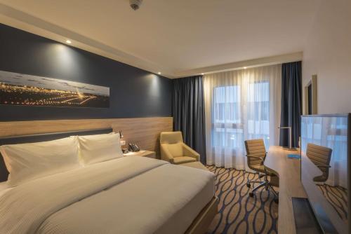 Hampton by Hilton Frankfurt Airport - image 13