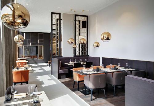 Pub/Lounge, Hilton Garden Inn Zurich Limmattal in Spreitenbach Pub/Lounge, Hilton Garden Inn Zurich Limmattal in Spreitenbach