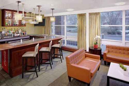 Bar/lounge, DoubleTree by Hilton Boston Bayside in Boston (MA) Bar/lounge, DoubleTree by Hilton Boston Bayside in Boston (MA)