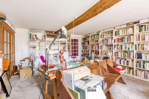 Ferme De Guersignies B&B in บา ลิเออ Ferme De Guersignies B&B in บา ลิเออ