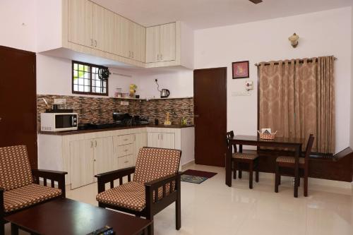 Kitchen, Mahabs homestay Villa in Mamallapuram Kitchen, Mahabs homestay Villa in Mamallapuram