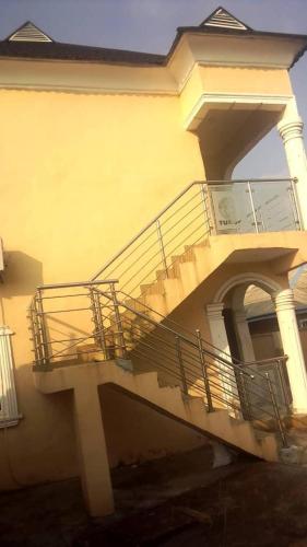 מרפסת, Funkytee Hotel & Apartment in Ikorodu מרפסת, Funkytee Hotel & Apartment in Ikorodu