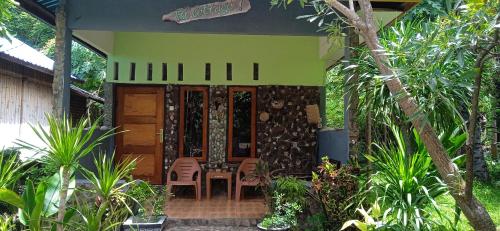 Gemo beach in Watu Nggene Gemo beach in Watu Nggene