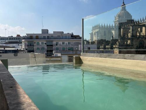 Swimming pool, Catedral Suites Jerez in Jerez City Center Swimming pool, Catedral Suites Jerez in Jerez City Center