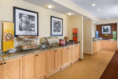 Ételek és italok, Hampton Inn Zanesville in Zanesville (Ohio) Ételek és italok, Hampton Inn Zanesville in Zanesville (Ohio)