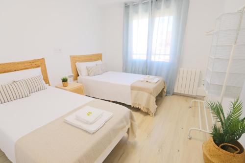 Apartamento Familiar, luminoso y mediterraneo by Hometels