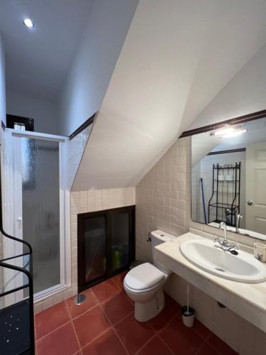 Zuhanyzó, Apartamentos Sevilla Deluxe Rosales in Tocina Zuhanyzó, Apartamentos Sevilla Deluxe Rosales in Tocina