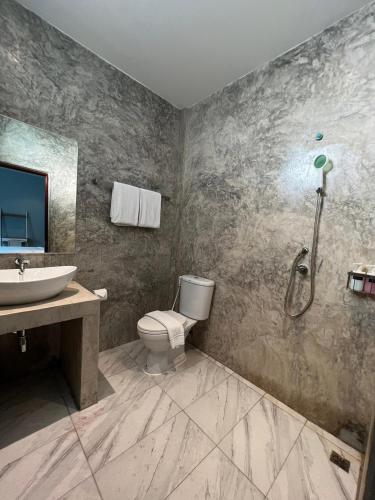 Bathroom, A Hotel Cozy in Chiang Saen (Chiang Rai) Bathroom, A Hotel Cozy in Chiang Saen (Chiang Rai)