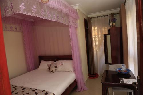 JATHEO HOTEL RWENTONDO in Mbarara JATHEO HOTEL RWENTONDO in Mbarara
