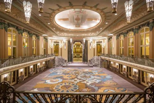 Meeting room / ballrooms, Hilton Netherland Plaza Hotel in Cincinnati (OH) Meeting room / ballrooms, Hilton Netherland Plaza Hotel in Cincinnati (OH)