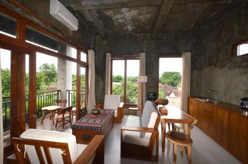 Balcony/terrace, Ohmmstay - Rumah Pendopo in Prambanan Balcony/terrace, Ohmmstay - Rumah Pendopo in Prambanan