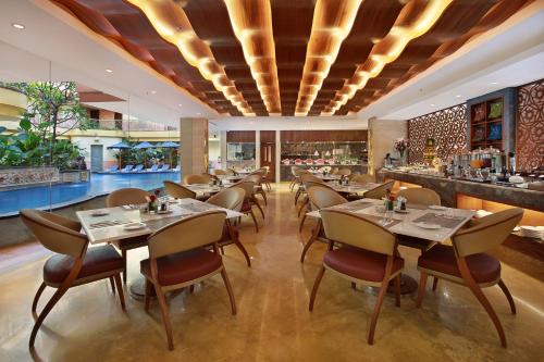 Restaurant, SenS Hotel and Spa in Ubud Restaurant, SenS Hotel and Spa in Ubud