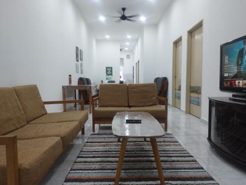 Facilities, Homestay Batu Pahat, BUSHRA near Dataran Gemilang Yong Peng Facilities, Homestay Batu Pahat, BUSHRA near Dataran Gemilang Yong Peng