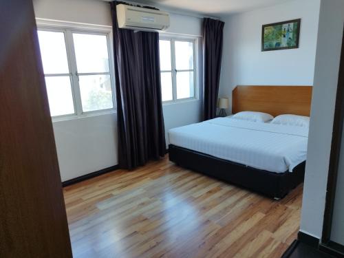 Marine Bay Hotel near Harbour Mall Sandakan Marine Bay Hotel near Harbour Mall Sandakan