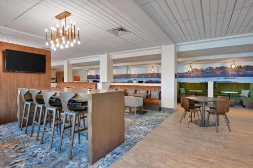 餐飲選擇, 馬薩諸塞塞勒姆歡朋酒店 (Hampton Inn Salem Boston) in 塞勒姆 餐飲選擇, 馬薩諸塞塞勒姆歡朋酒店 (Hampton Inn Salem Boston) in 塞勒姆