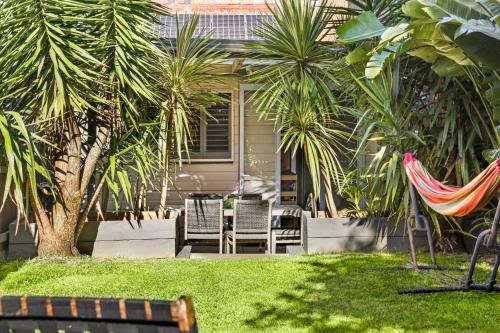 Vrt, Inner West Haven l 2 Bedroom House in Summer Hill Vrt, Inner West Haven l 2 Bedroom House in Summer Hill