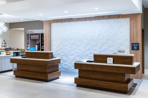 大堂, 朗蒙特希爾頓花園酒店 (Hilton Garden Inn Longmont) in 朗蒙特 (CO) 大堂, 朗蒙特希爾頓花園酒店 (Hilton Garden Inn Longmont) in 朗蒙特 (CO)