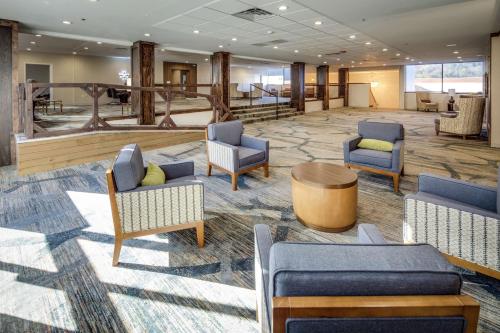 Tárgyalóterem/bálterem, DoubleTree by Hilton Huntington in Huntington (Nyugat-Virginia) Tárgyalóterem/bálterem, DoubleTree by Hilton Huntington in Huntington (Nyugat-Virginia)