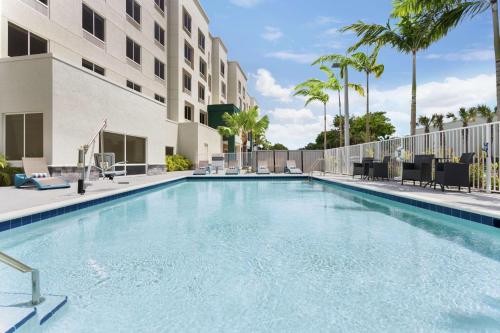 View, Hampton Inn and Suites by Hilton Miami Kendall in Country Walk View, Hampton Inn and Suites by Hilton Miami Kendall in Country Walk