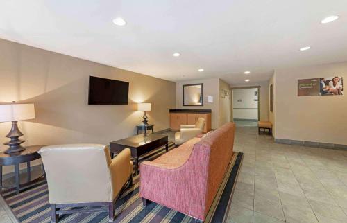 ردهة, Extended Stay America Suites - Cleveland - Westlake in ويست ليك ردهة, Extended Stay America Suites - Cleveland - Westlake in ويست ليك
