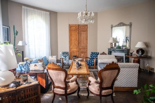 Le Petit Chateau de Conteville in Paluel Le Petit Chateau de Conteville in Paluel