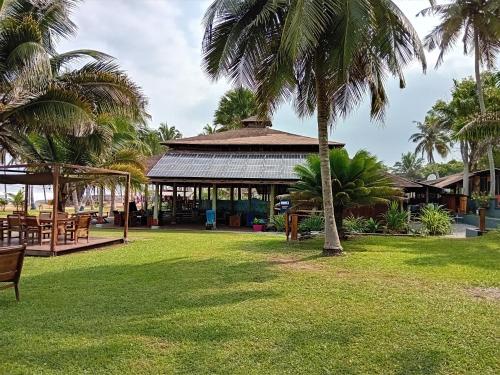 Заобикаляща среда, Ko-Sa Beach Resort Ltd in Ampeni Заобикаляща среда, Ko-Sa Beach Resort Ltd in Ampeni