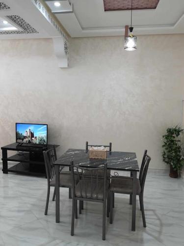 Appartement Dar Meknès (Appartement Dar Meknes) in 콰르티에 엘 만수르 Appartement Dar Meknès (Appartement Dar Meknes) in 콰르티에 엘 만수르
