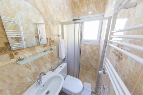 This photo about Ahsen Apart & Suites shared on HyHotel.com