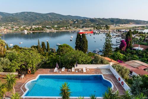 Piscina, Anamar Skiathos Hotel in Skiathos Island Piscina, Anamar Skiathos Hotel in Skiathos Island