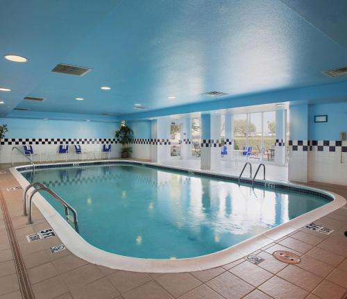 游泳池, 本頓維爾希爾頓花園酒店 (Hilton Garden Inn Bentonville) in 本頓威爾 (AR) 游泳池, 本頓維爾希爾頓花園酒店 (Hilton Garden Inn Bentonville) in 本頓威爾 (AR)