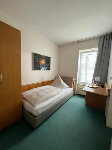 Privathotel Bremer in Бергіш-Гладбах Privathotel Bremer in Бергіш-Гладбах