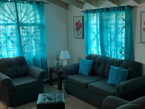 Splendid Inn in ฟอลเมาท์ Splendid Inn in ฟอลเมาท์