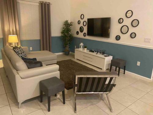 Facilities, 3860 - Wonderful and Modern House with pool Close Disney in South West Facilities, 3860 - Wonderful and Modern House with pool Close Disney in South West