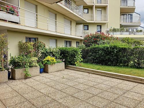 Appartement moderne avec terrasse et parking, au cœur de Granville, a deux pas de la plage ! - FR-1- in Granville Appartement moderne avec terrasse et parking, au cœur de Granville, a deux pas de la plage ! - FR-1- in Granville
