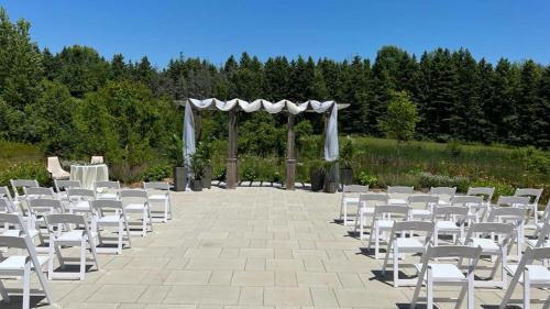 Létesítmények, Northumberland Heights Wellness Retreat and SPA in Cobourg (ON) Létesítmények, Northumberland Heights Wellness Retreat and SPA in Cobourg (ON)