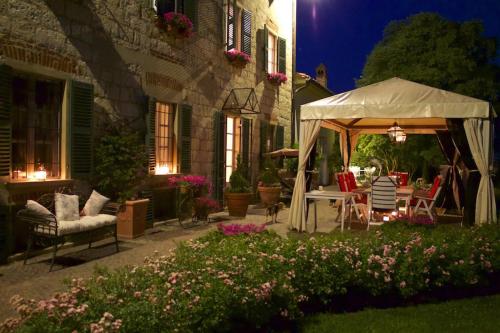Сад, Cascina Manu in Росіньяно Монферрато Сад, Cascina Manu in Росіньяно Монферрато
