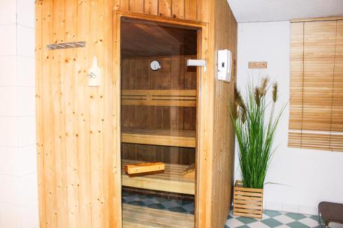 Sauna, Hotel & Restaurant Zum Reussenstein in Boblingen Sauna, Hotel & Restaurant Zum Reussenstein in Boblingen