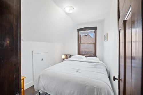 Rare find in Kitsilano!