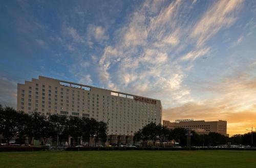 Exterior view, Beijing Continental Grand Hotel in China National Convention Center & Olympic Village Exterior view, Beijing Continental Grand Hotel in China National Convention Center & Olympic Village